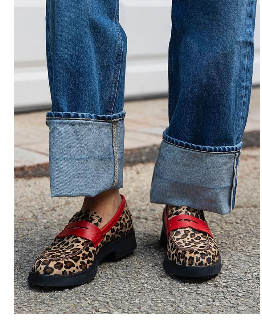 Soledad | Mocasines de Leopardo con Detalles en Rojo
