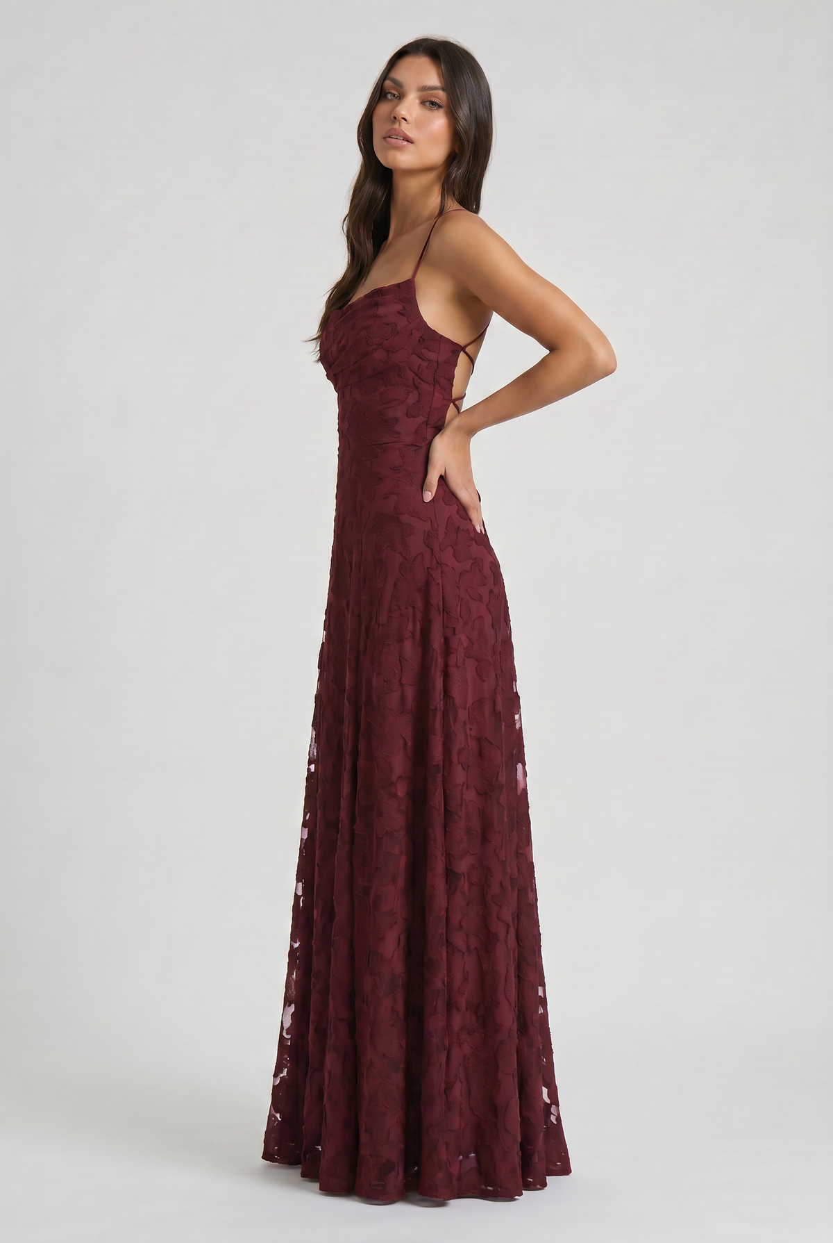 Louise | Vestido Largo Floral con Espalda de Lazos