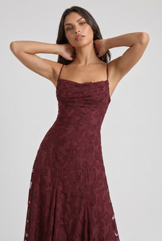 Bibiana | Vestido Largo Floral con Espalda de Lazos