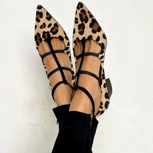 Lourdes | Zapatos con Tacón y Correa de Leopardo