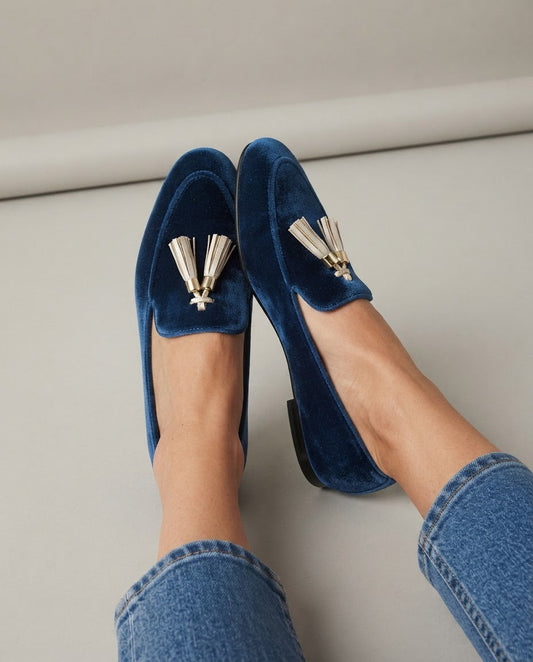 Yolanda | Mocasines de Terciopelo Azul con Borlas Doradas