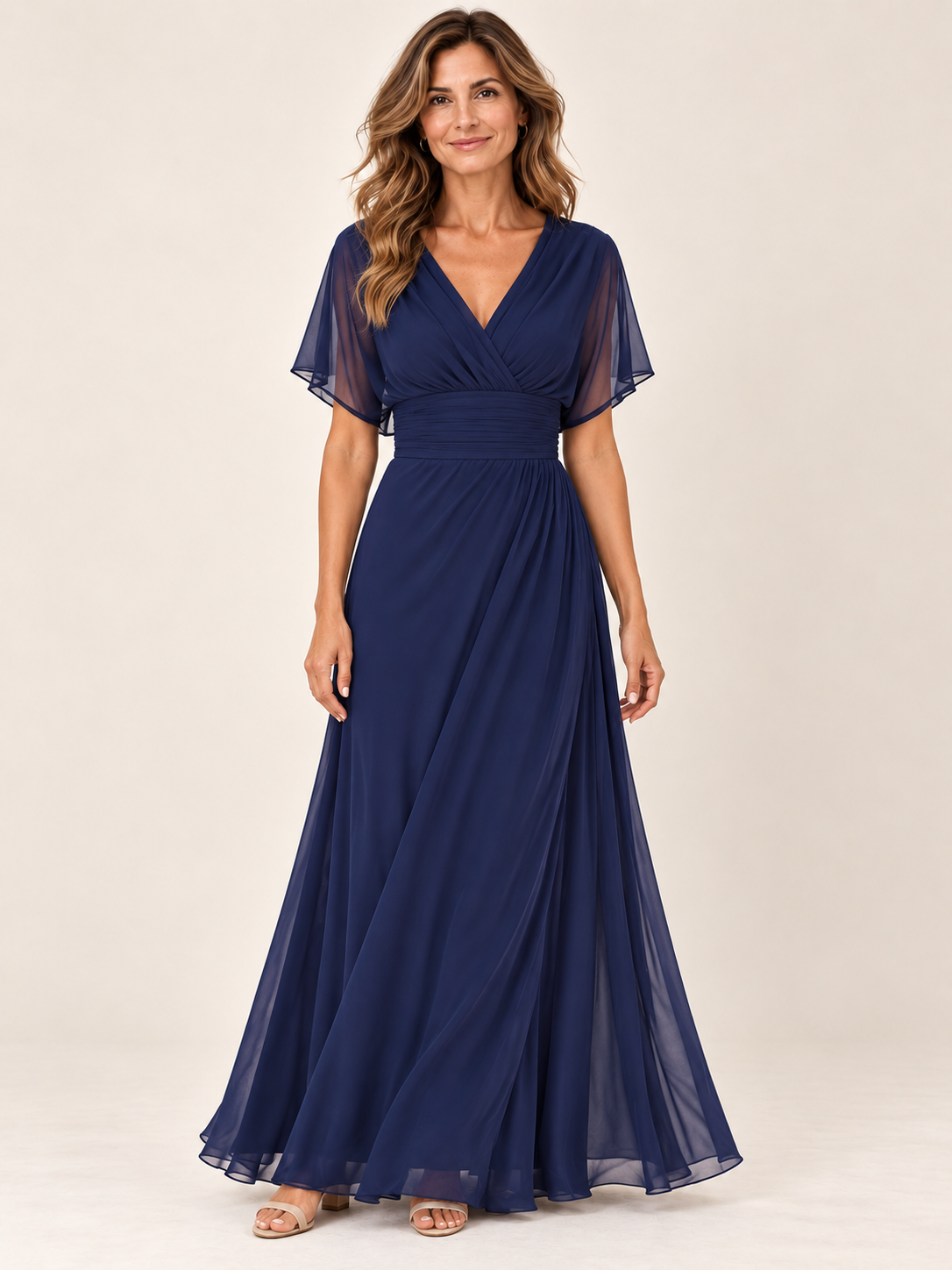 Vestido largo Masarova con detalle drapeado en la cintura