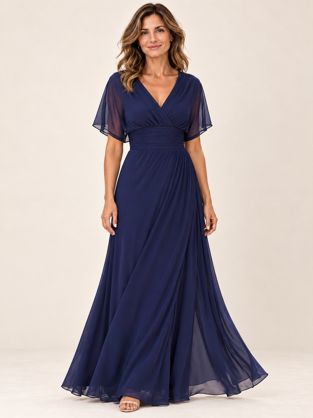 Vestido largo Masarova con detalle drapeado en la cintura