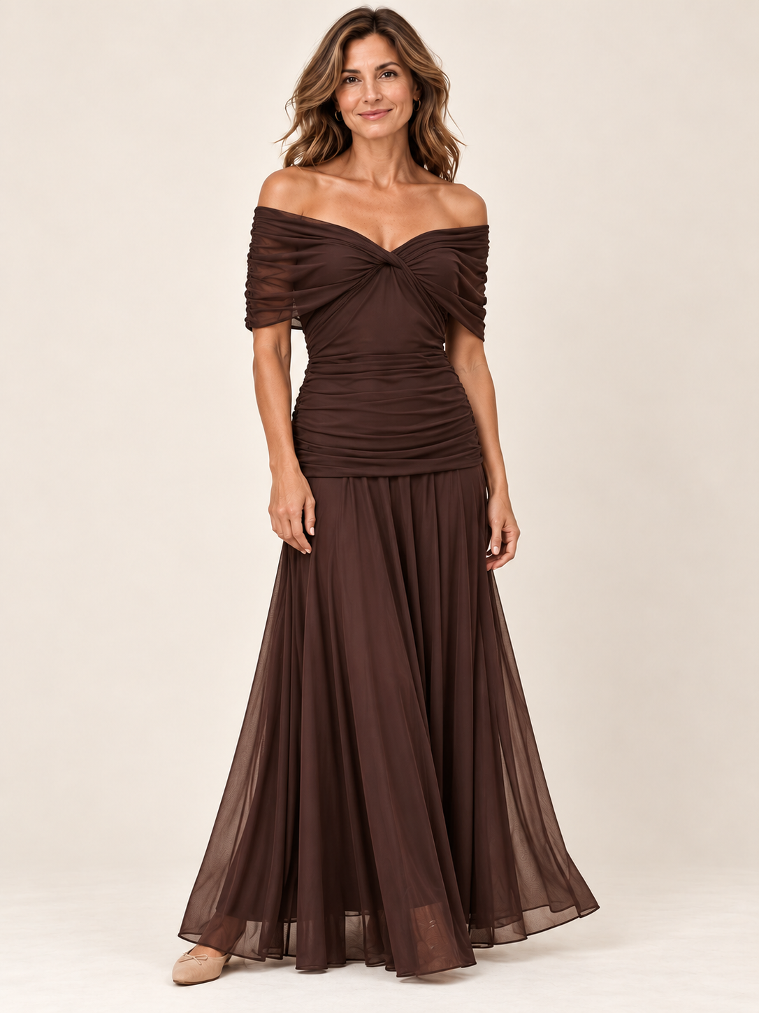 Vestido largo Masarova con detalle drapeado en la cintura